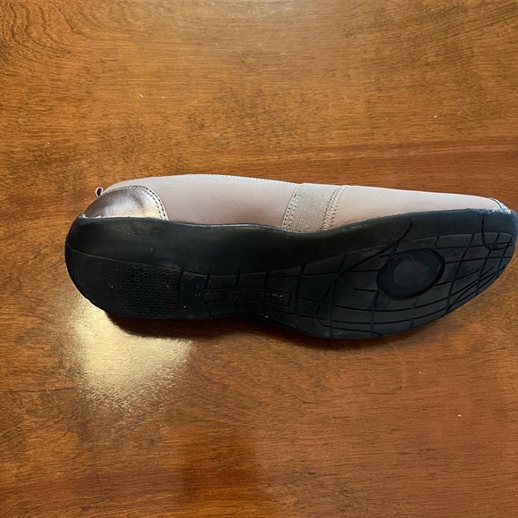 Flat heeled, slip on shoes - Picture 4 of 5